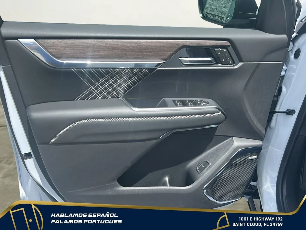 New 2026 Glacier White Tricoat GMC Denali image 10