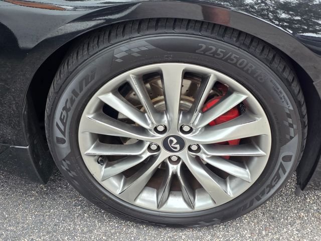 Used 2018 Black INFINITI 3.0t LUXE image 6