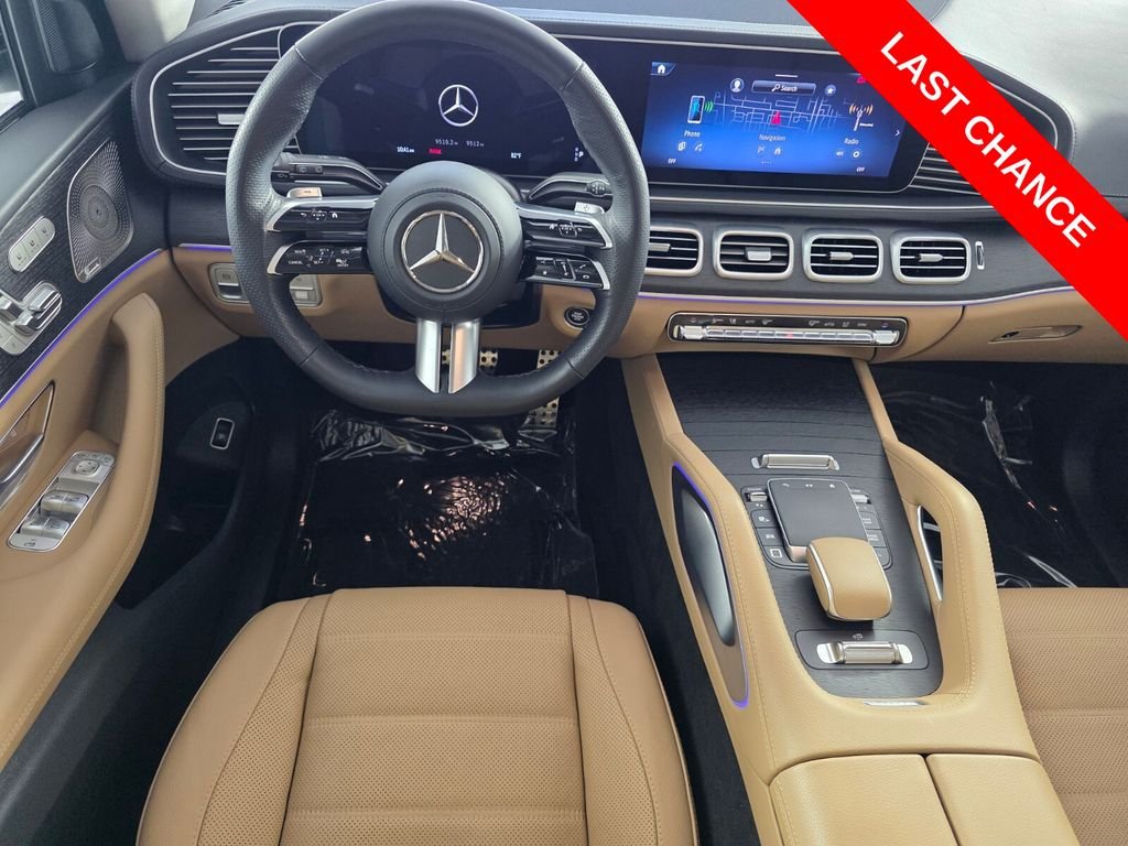Certified Used 2025 Black Mercedes-Benz GLS 450 image 13