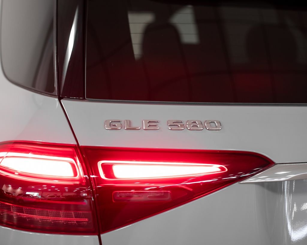 Certified Used 2024 White Mercedes-Benz GLE 580 image 12