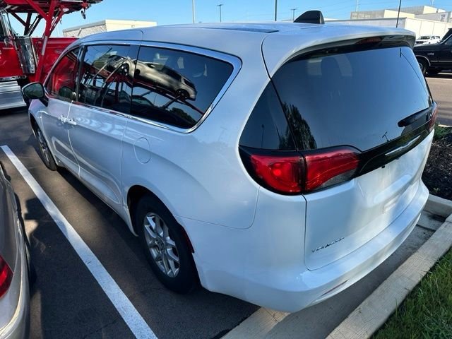 Used 2023 White Chrysler LX image 8