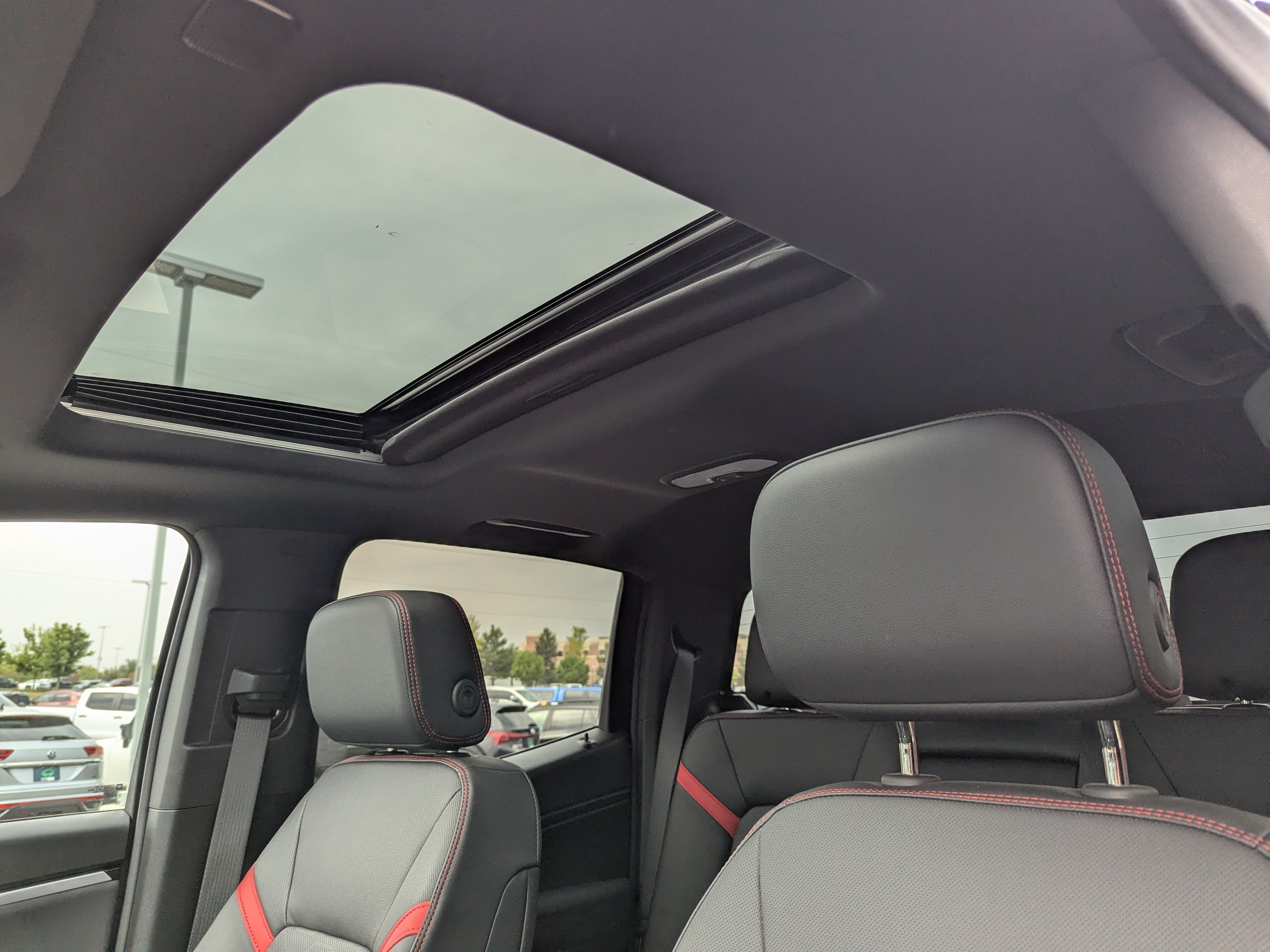 2026 Chevrolet Colorado Z71 - Photo 31