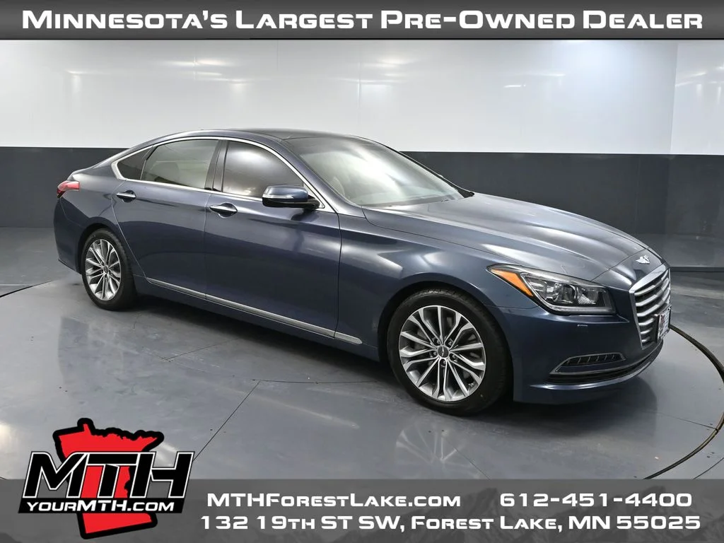 2015 Hyundai Genesis 3.8 AWD's photo