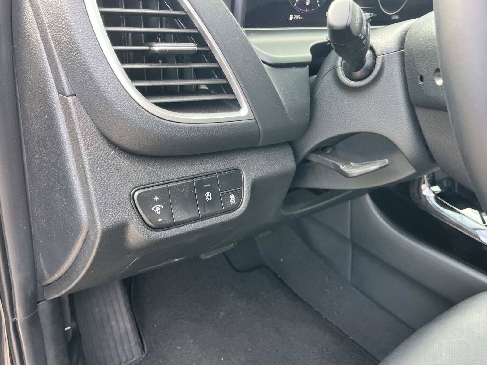 Used 2024 Fusion Black Kia EX image 29