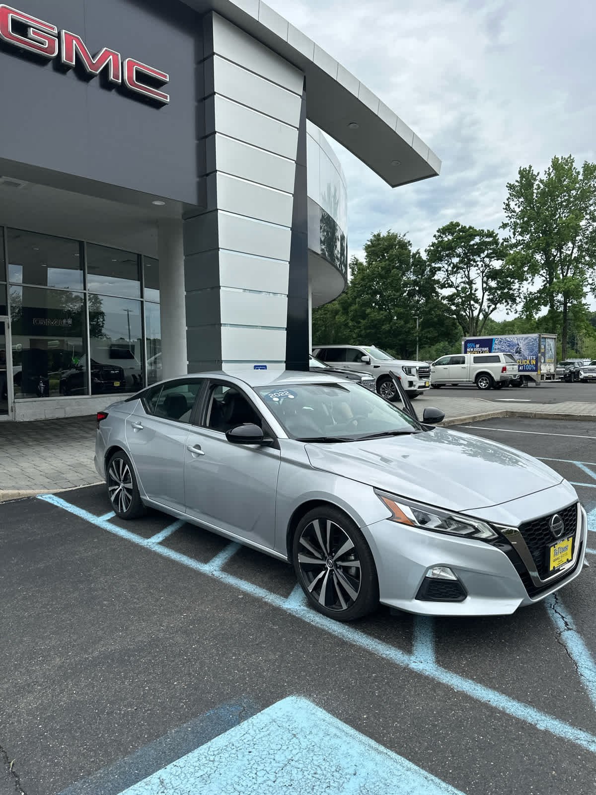 Used 2022 Nissan Altima SR with VIN 1N4BL4CV0NN395506 for sale in East Windsor, NJ