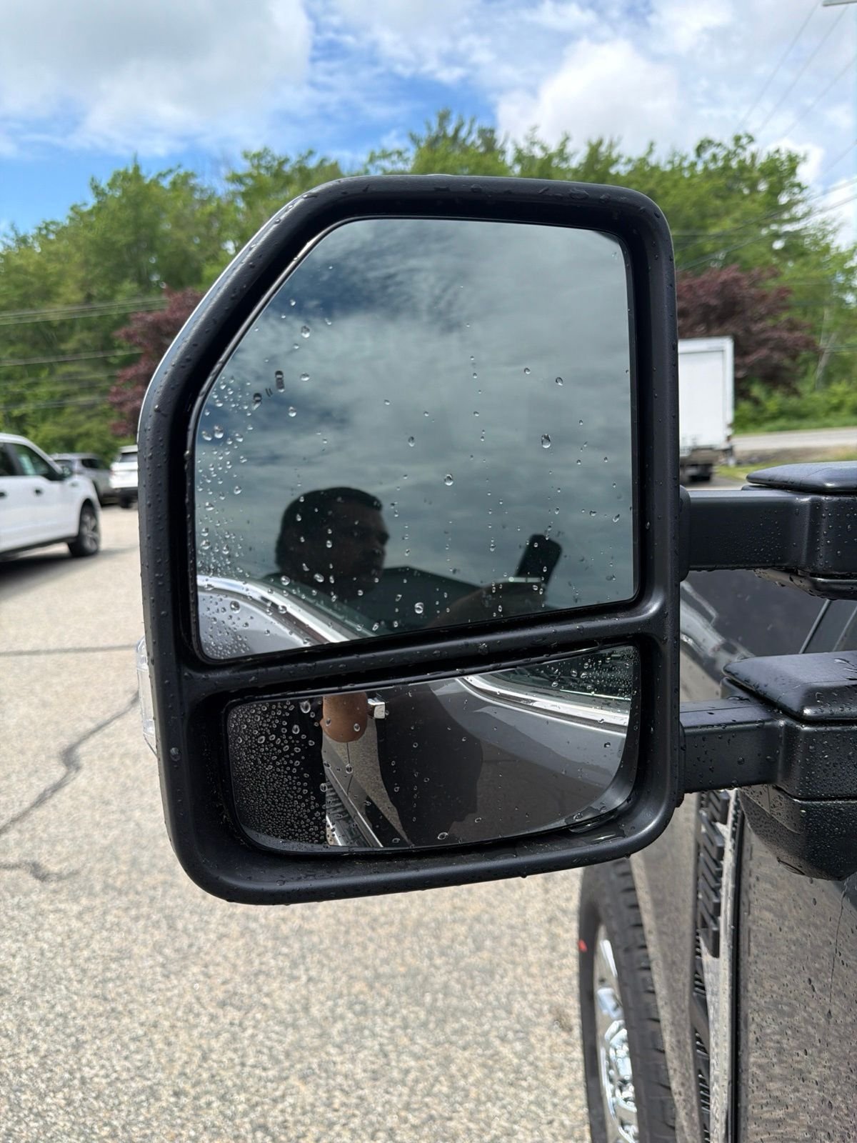 New 2026 Carbonized Gray Metallic Ford F-250® Lariat® image 13