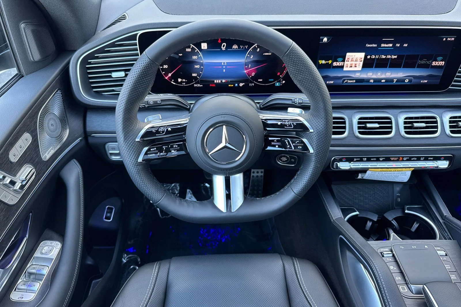 New 2026 MANUFAKTUR Alpine Grey Mercedes-Benz GLE 580 image 12