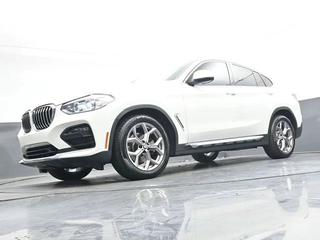 Used 2021 White BMW xDrive30i image 41