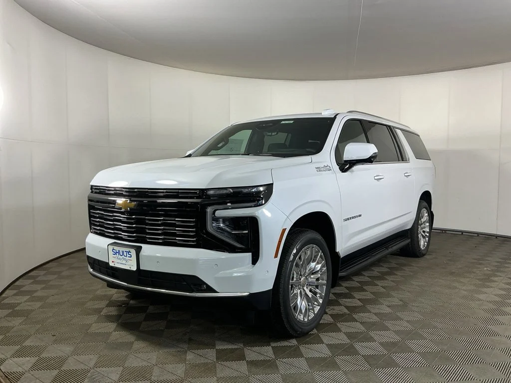 New 2027 Polar White Tricoat Chevrolet High Country image 3