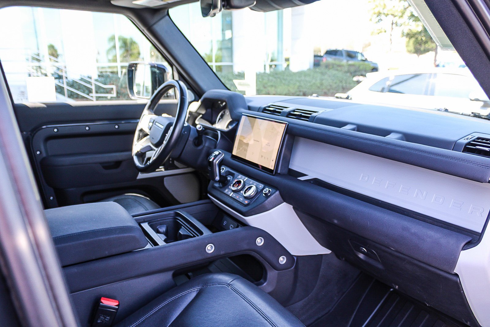 Used 2023 Eiger Gray Metallic Land Rover S image 17