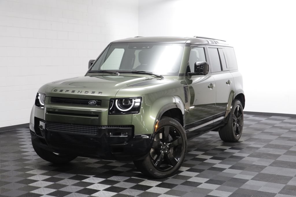 2026 Land Rover Defender 110 X-Dynamic SE P400's photo