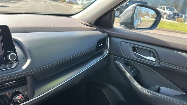 Used 2023 Gray Nissan SV image 21
