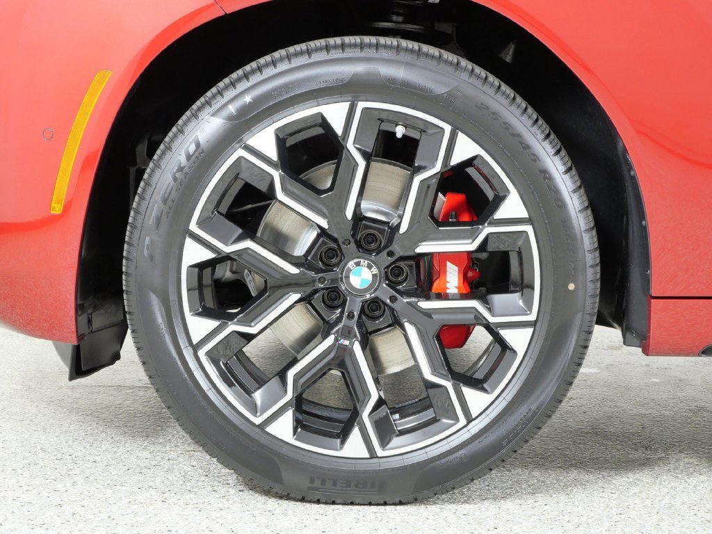 Used 2026 Vegas Red Metallic BMW 30 xDrive image 17