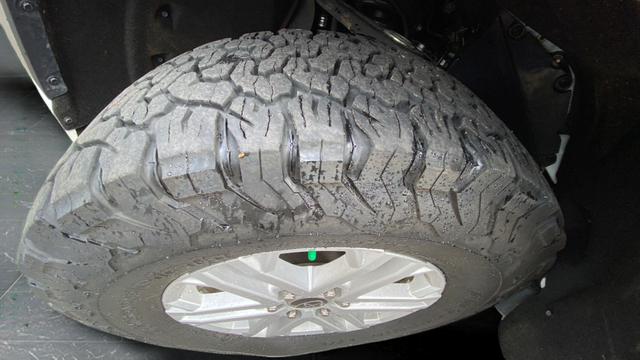 Used 2024 Ice Cap Toyota SR5 image 29