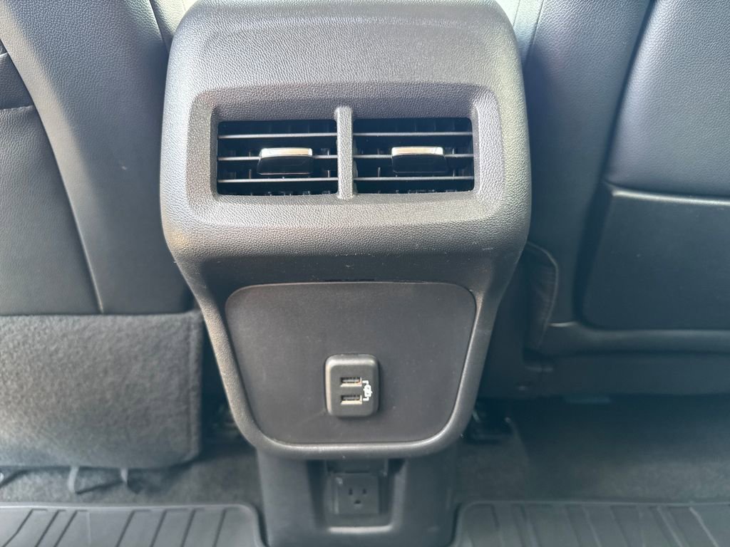 2024 GMC Terrain SLT - Photo 31