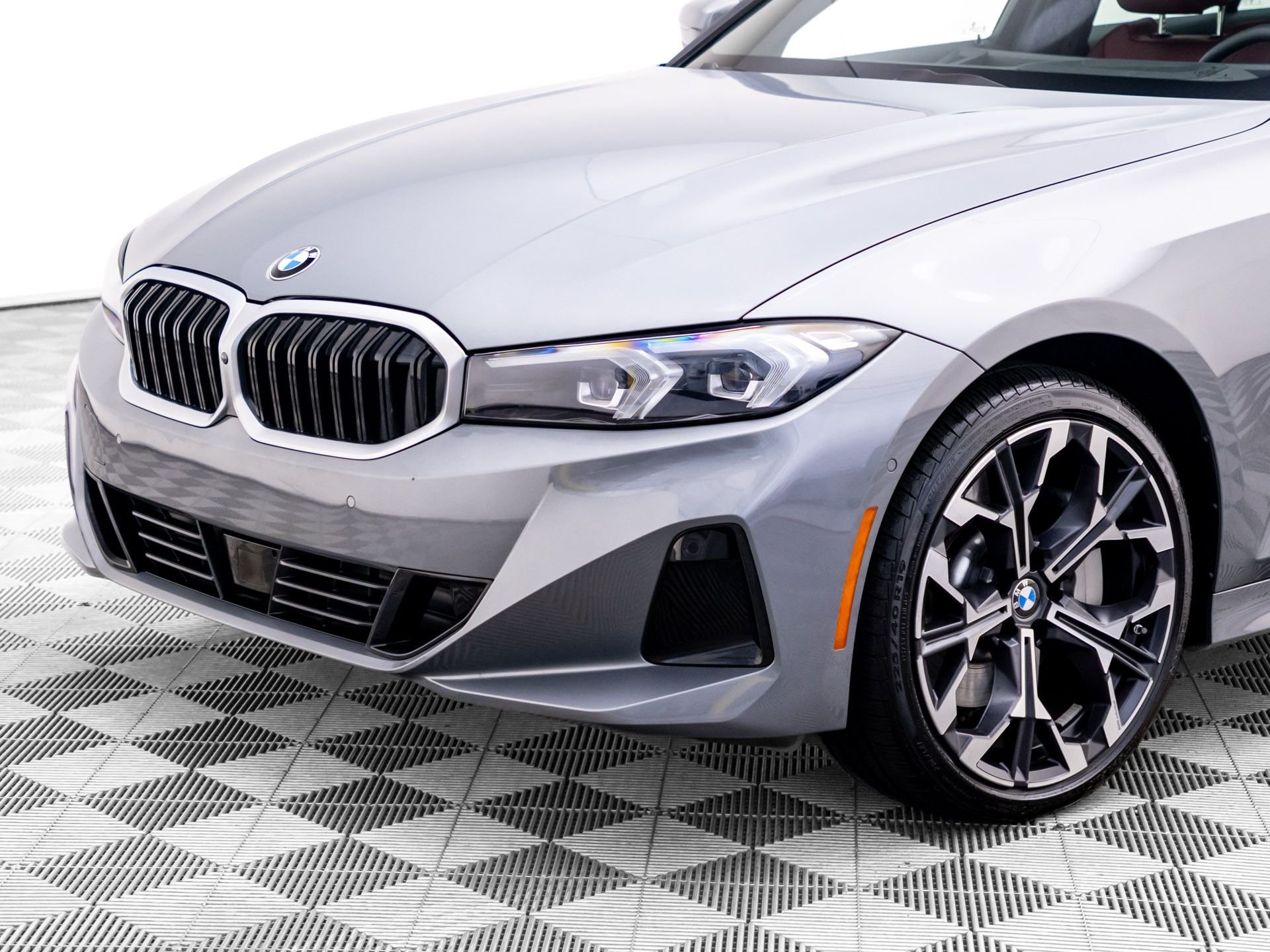 Certified Used 2025 Skyscraper Grey Metallic BMW 330i xDrive image 37