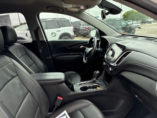 Used 2020 Beige Chevrolet Premier image 19