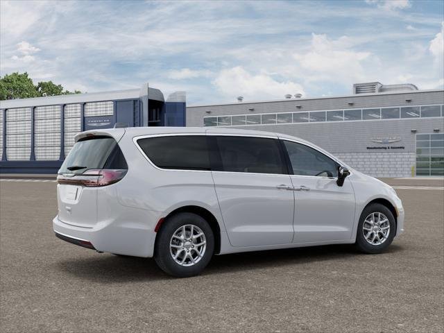 New 2026 Bright White Clear-Coat Exterior Paint Chrysler Select image 56