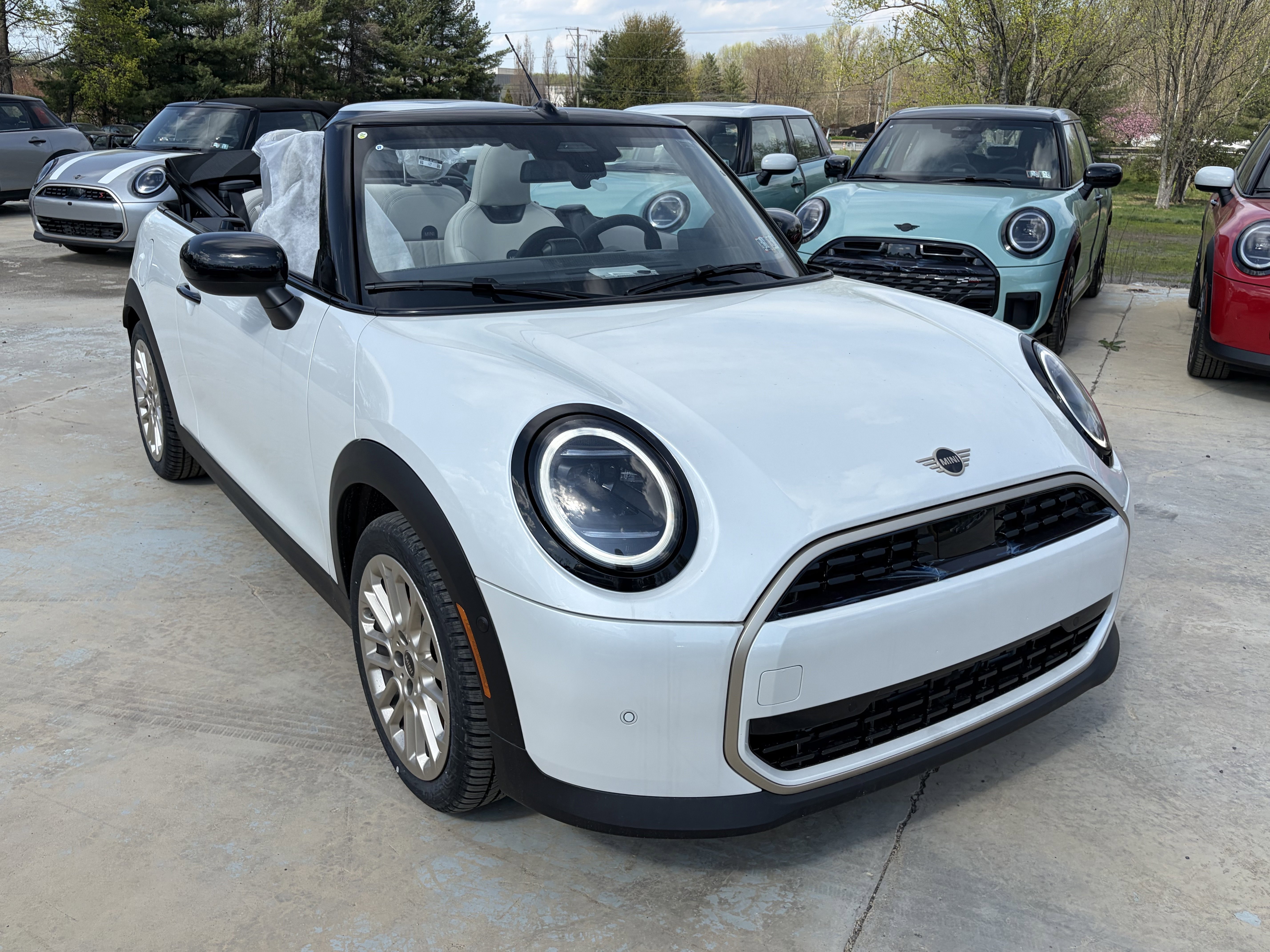 Used 2026 NANUQ WHITE METAL MINI Cooper image 3