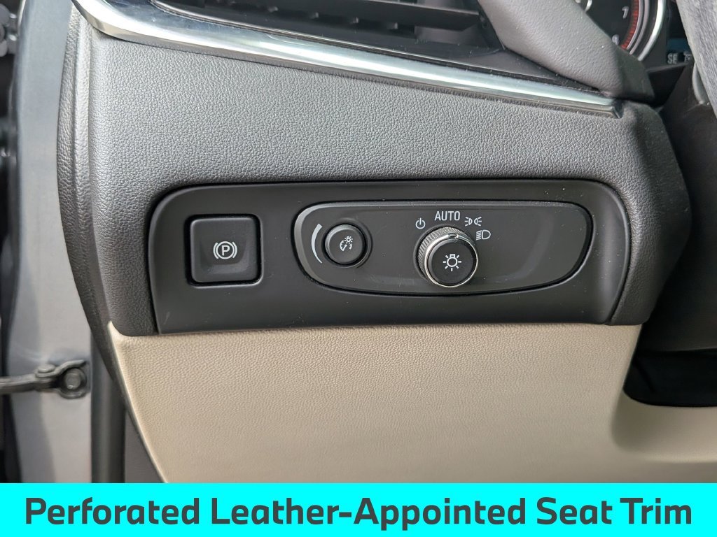Used 2018 Gray Buick Essence image 20