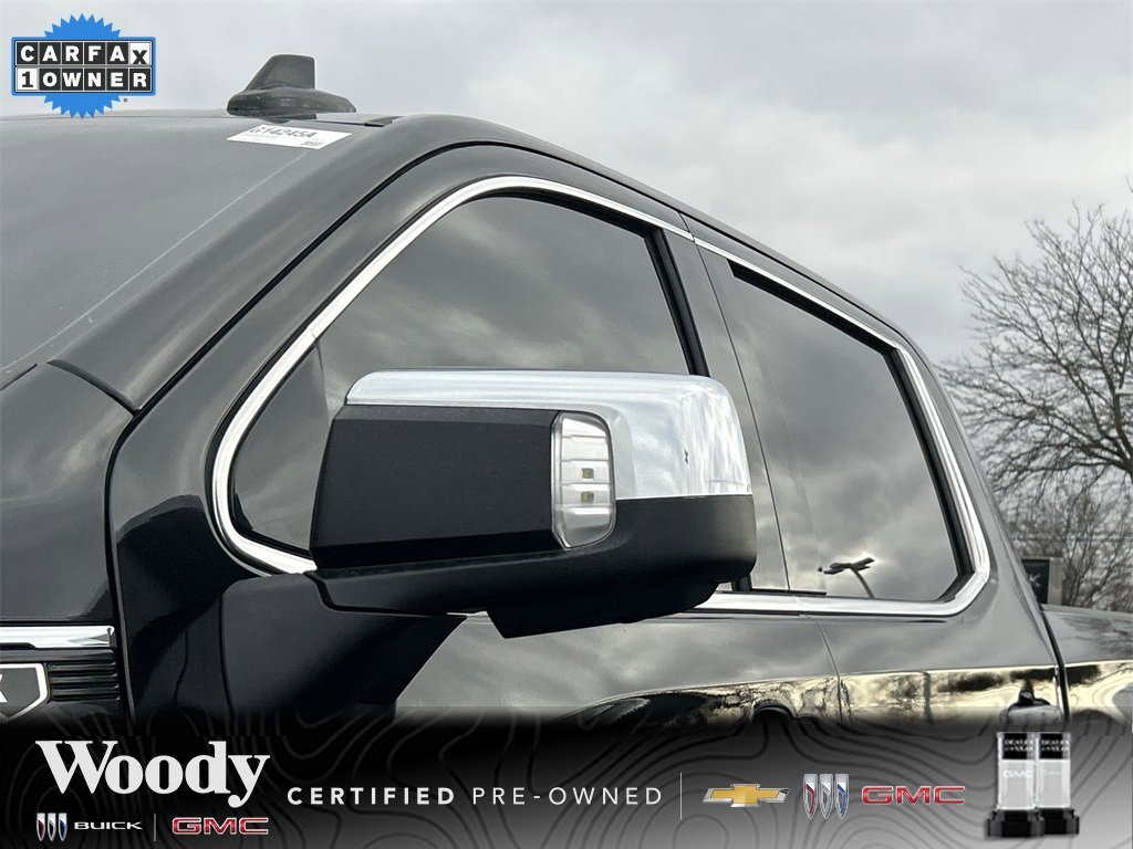 2025 GMC SIERRA - Image 12