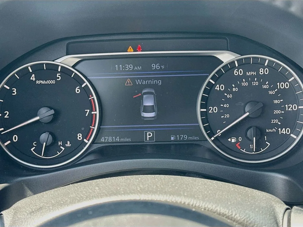 Used 2020 Blue Nissan 2.5 SV image 12