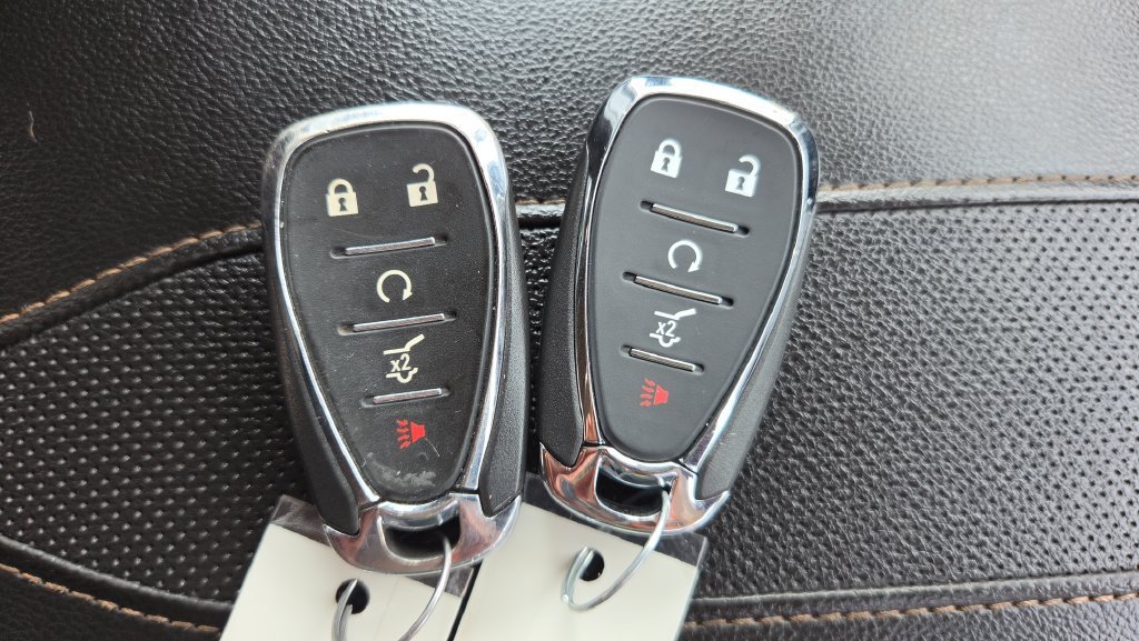 Used 2020 Beige Chevrolet Premier image 88