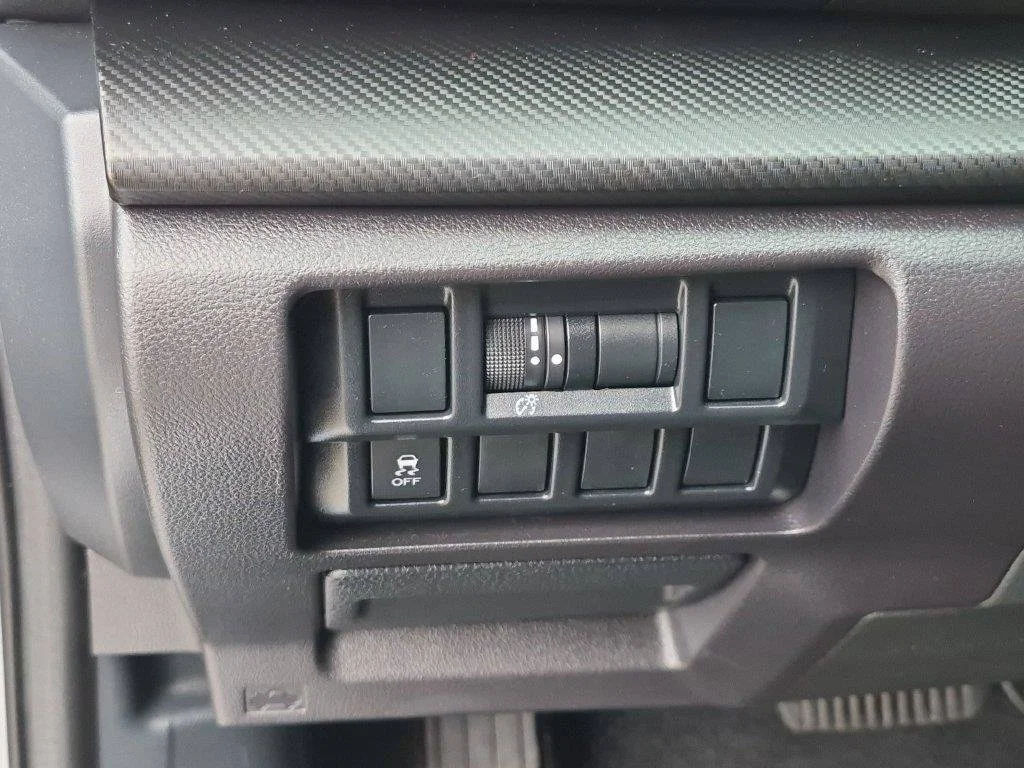 Used 2020 Silver Subaru Base image 13
