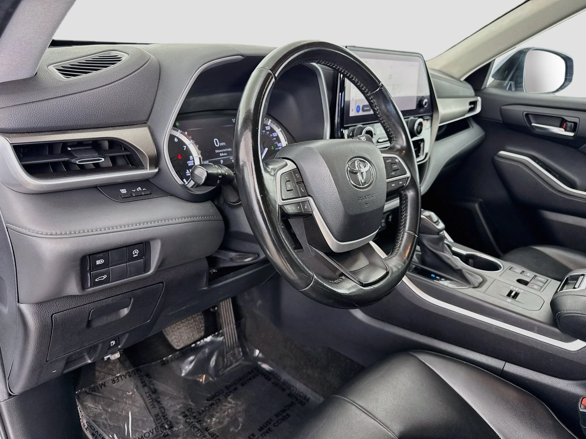 Used 2023 Gray Toyota L image 11