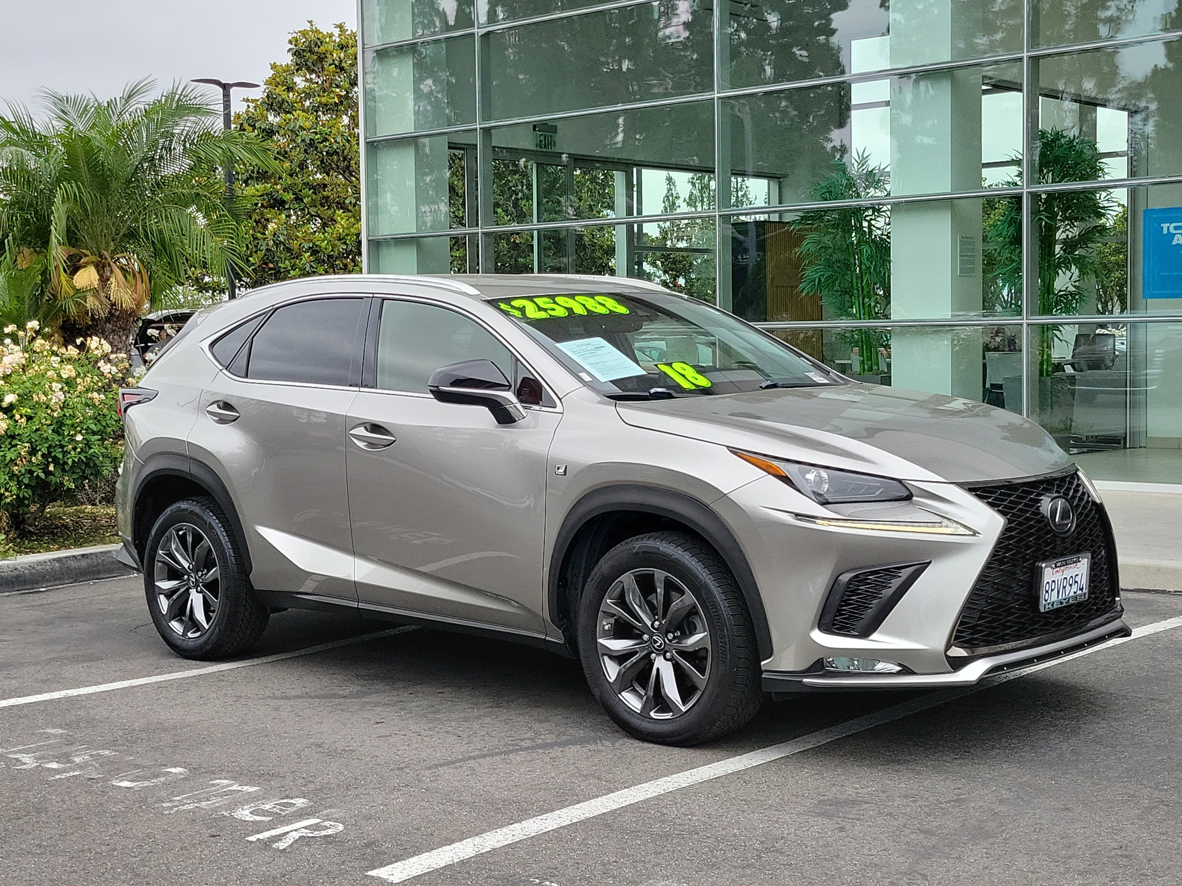 Used 2018 Atomic Silver Lexus  image 7