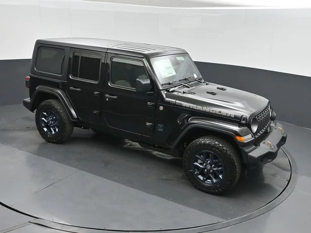 New 2026 Black Clear-Coat Exterior Paint Jeep 85th Anniversary Edition image 30