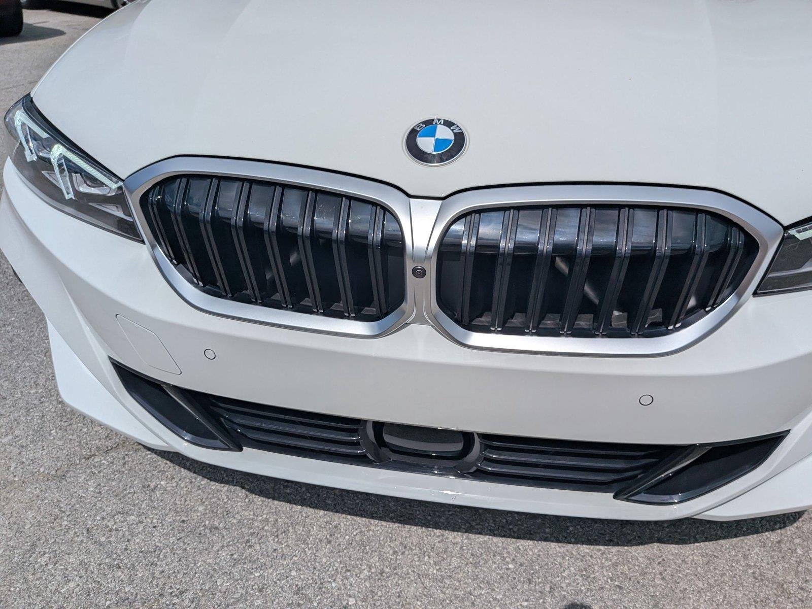 Used 2025 Alpine White BMW 330i xDrive image 13