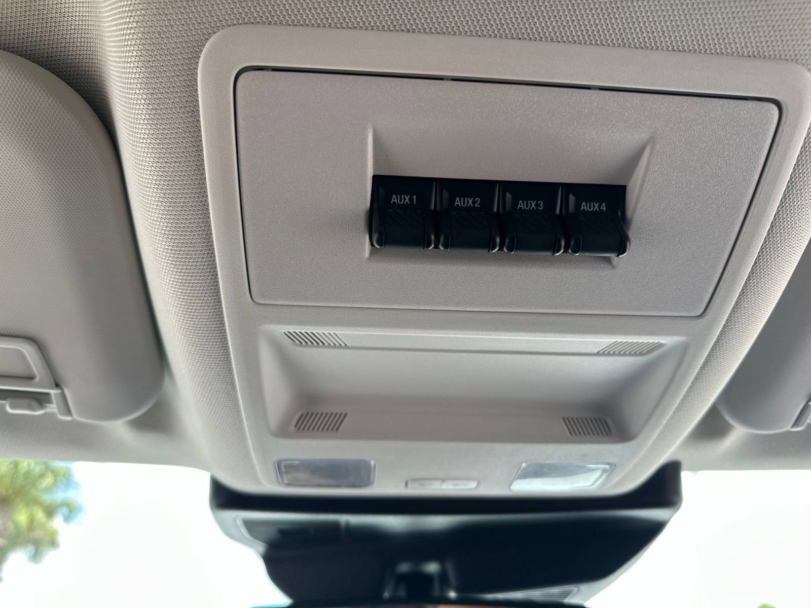 Used 2025 Oxford White Ford Big Bend image 28
