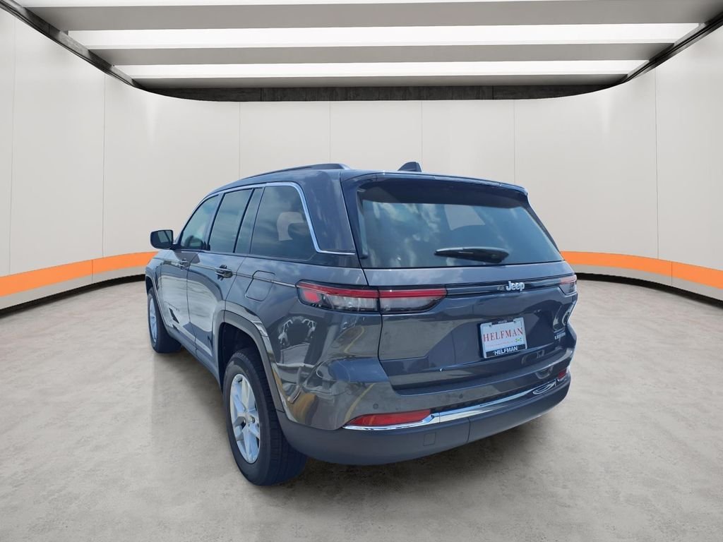 New 2026 Baltic Gray Metallic Clearcoat Jeep Laredo X image 4