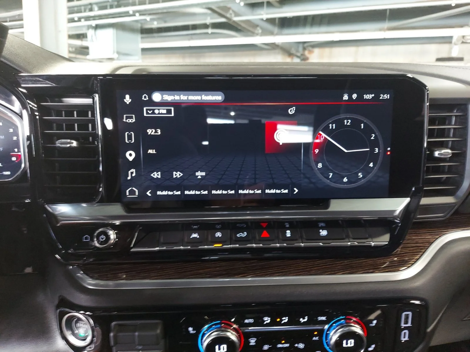 Used 2026 Downpour Metallic GMC Elevation image 17