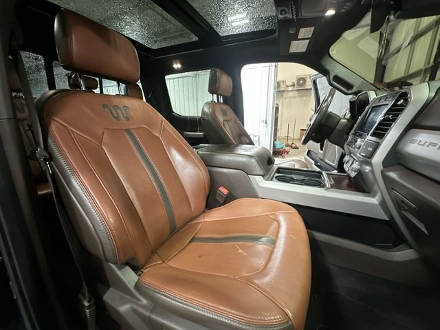 Used 2019  Ford King Ranch image 32