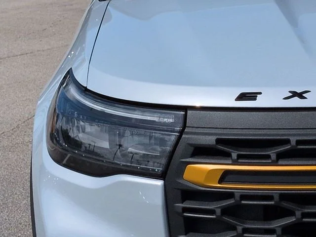 New 2026 Space White Metallic Ford Tremor® image 10