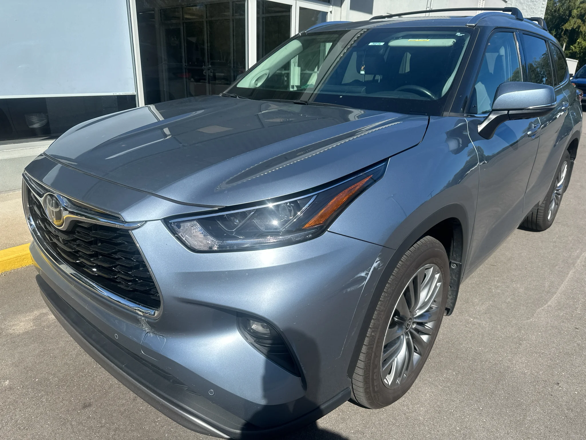 Used 2021 Blue Toyota Platinum image 4