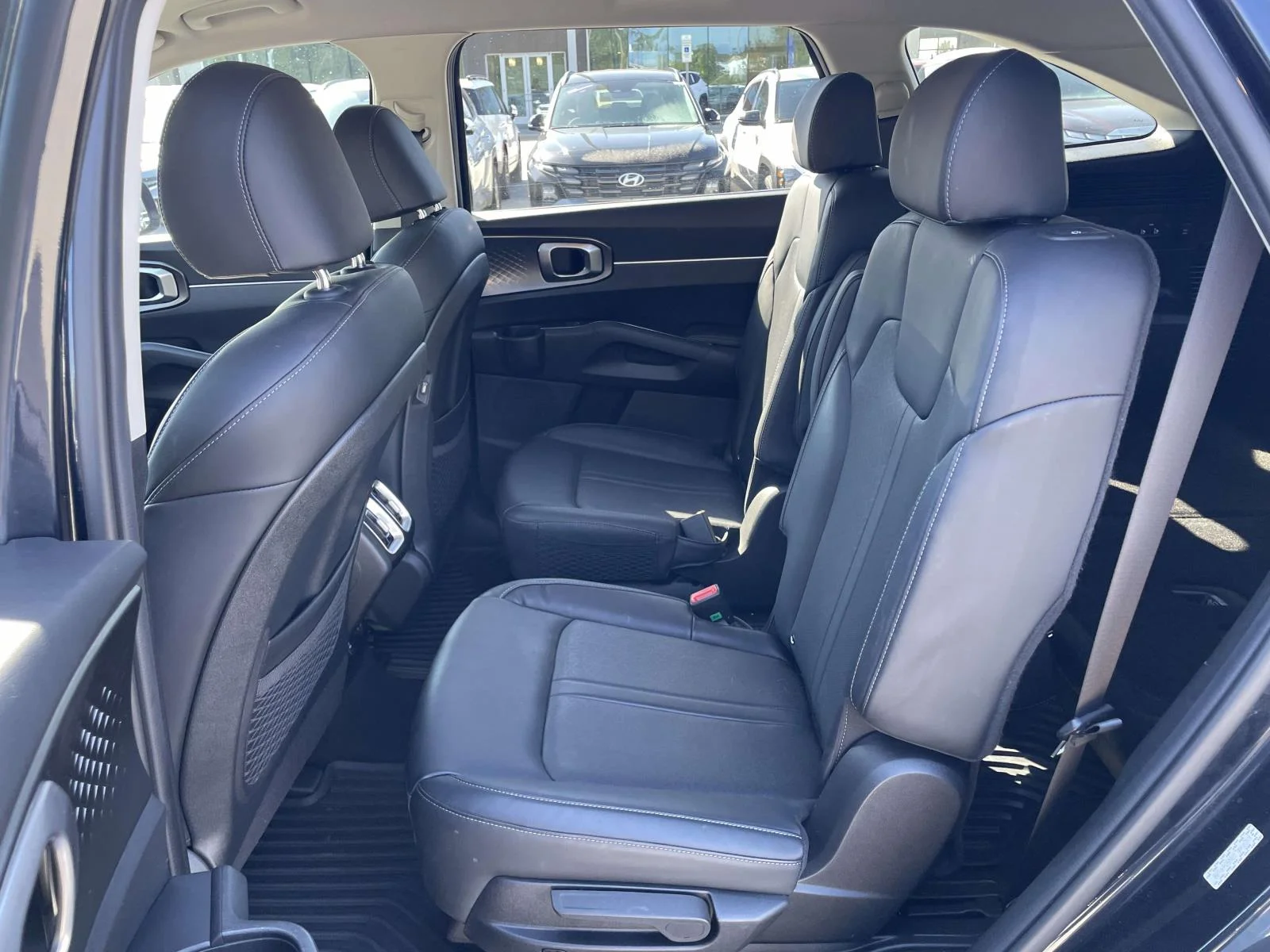 Used 2022 Gravity Blue Kia EX image 2