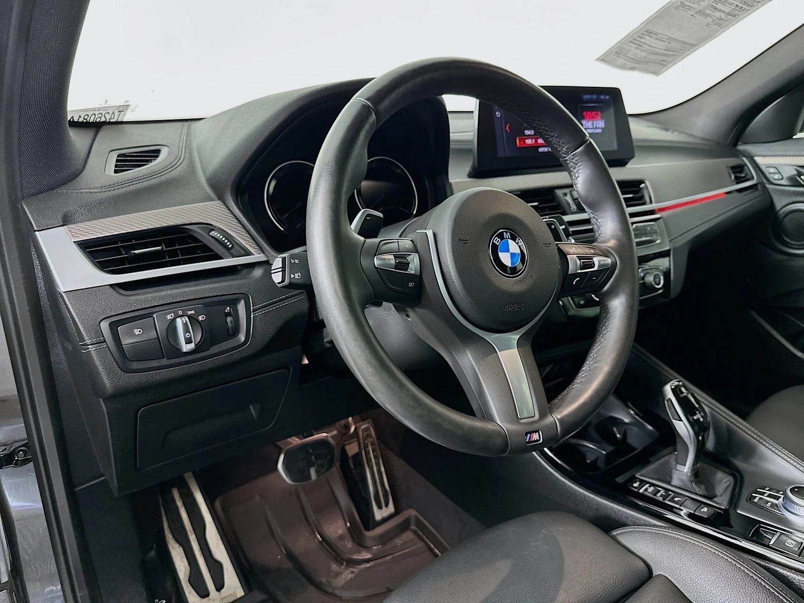Used 2022 Mineral Grey Metallic BMW M35i image 9