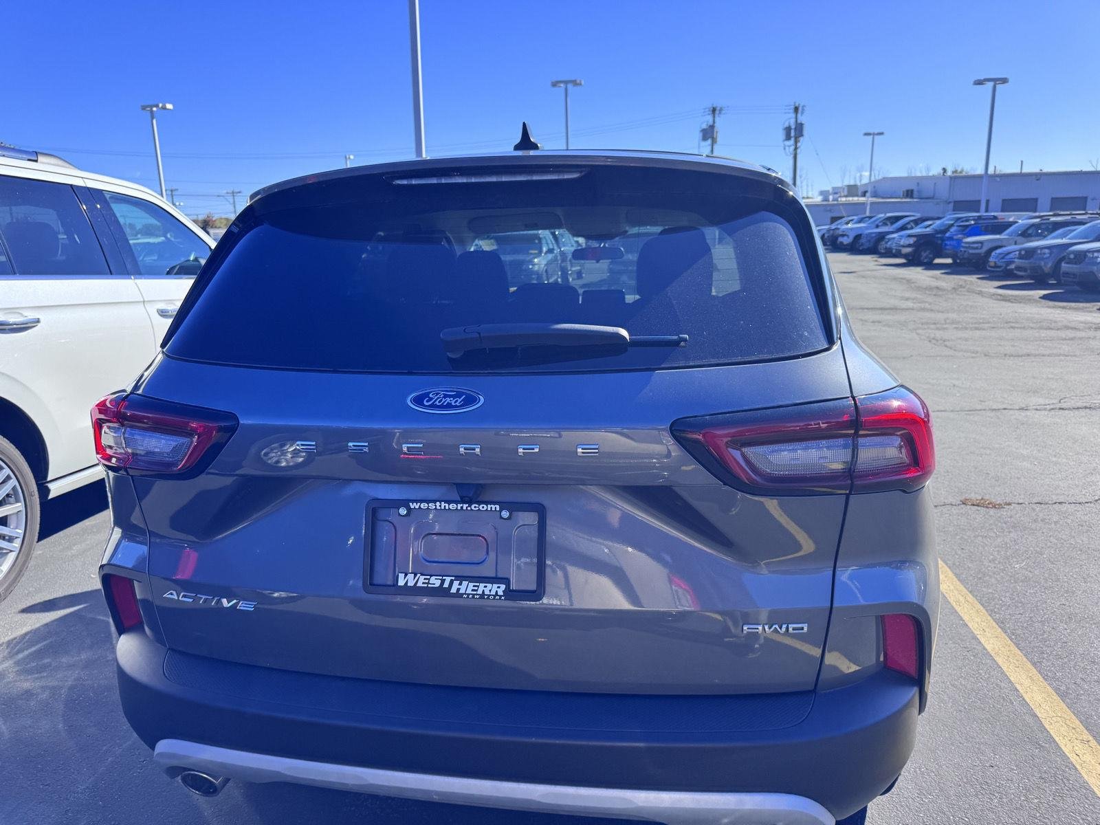 Used 2023 Carbonized Gray Ford Active image 5