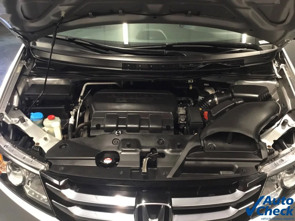 Used 2015 Silver Honda EX-L image 43
