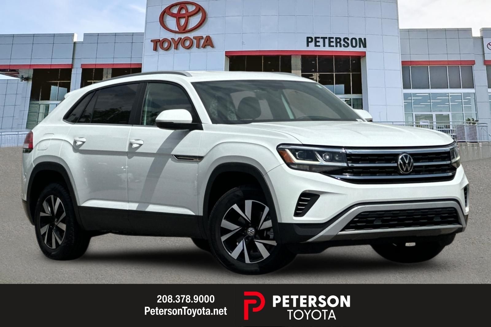 2022 Volkswagen Atlas Cross Sport 2.0T SE's photo