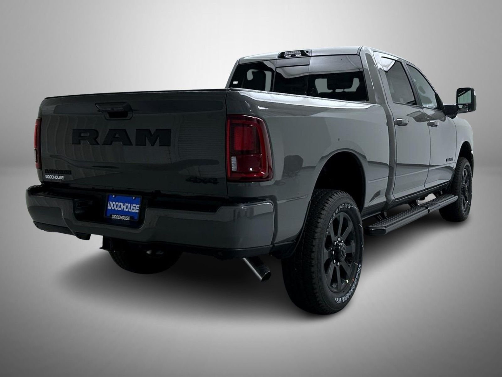 New 2026 Ceramic Gray Clear-Coat Exterior Paint RAM Laramie image 5