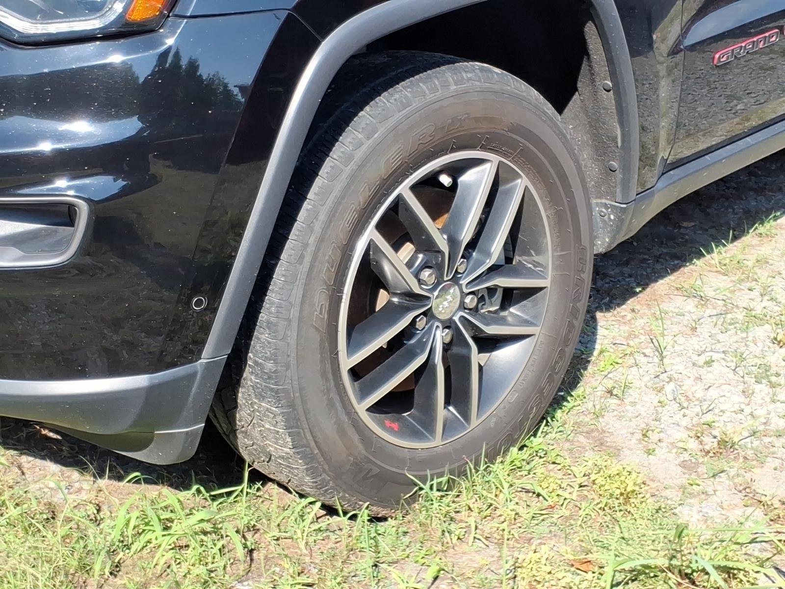 Used 2022 Bright White Clearcoat Jeep Overland image 3