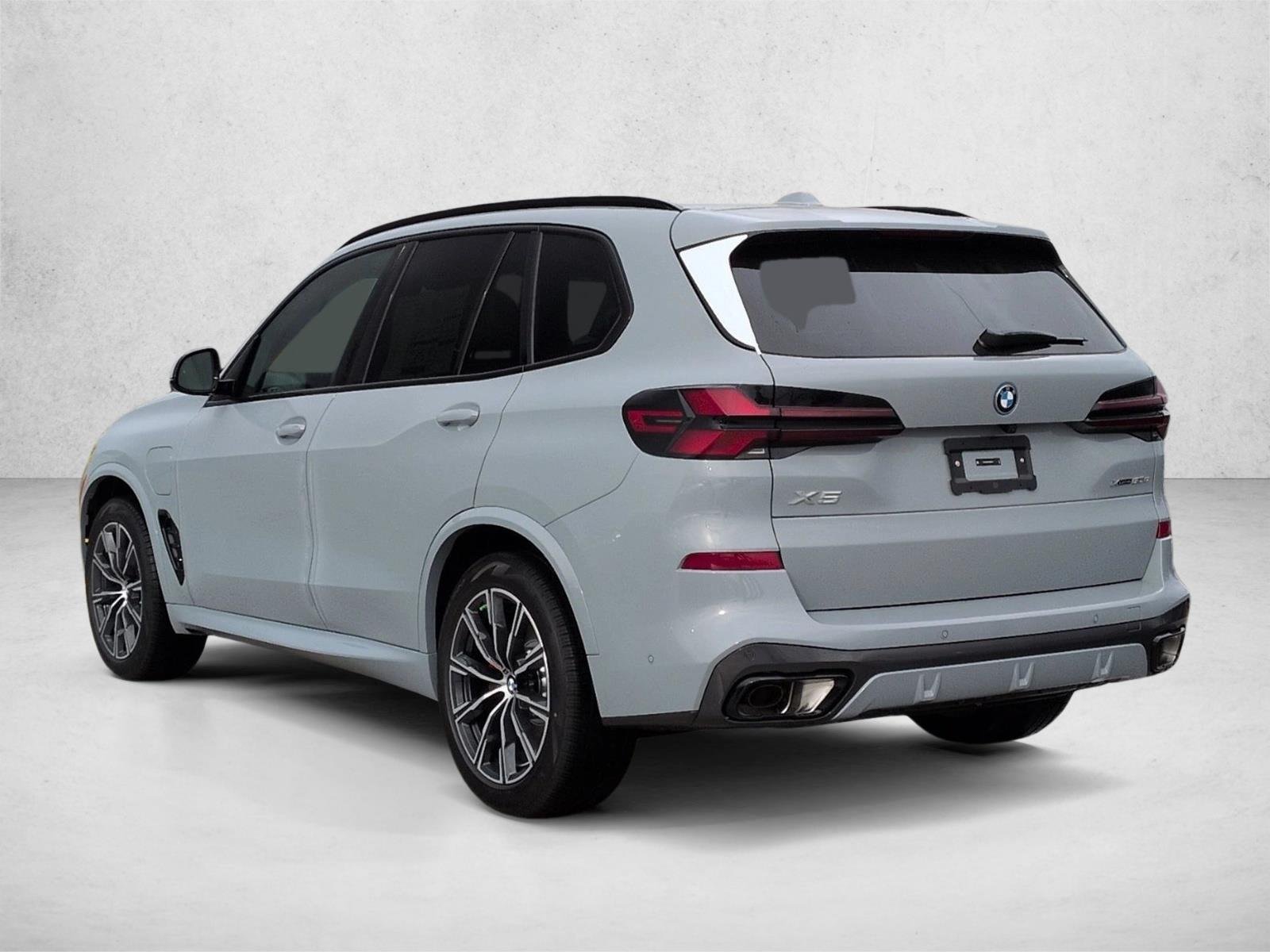 Used 2026 Brooklyn Grey Metallic BMW xDrive50e image 9