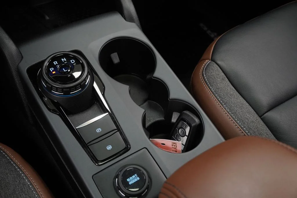 Used 2023 Green Ford Outer Banks image 37