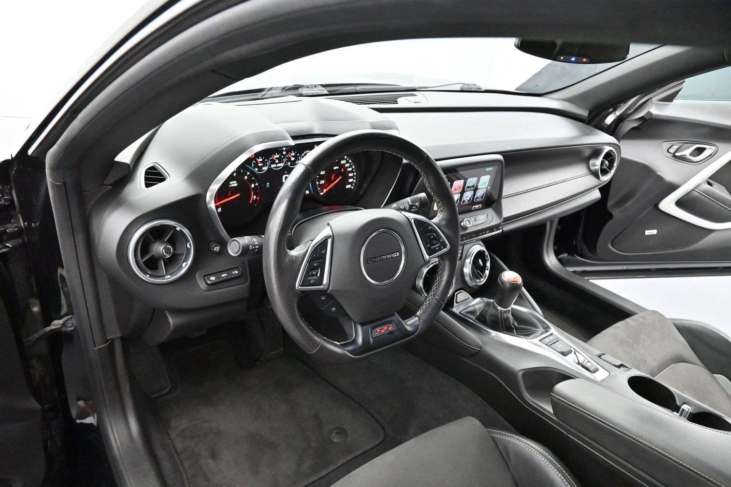Used 2018 Black Chevrolet 2SS image 14