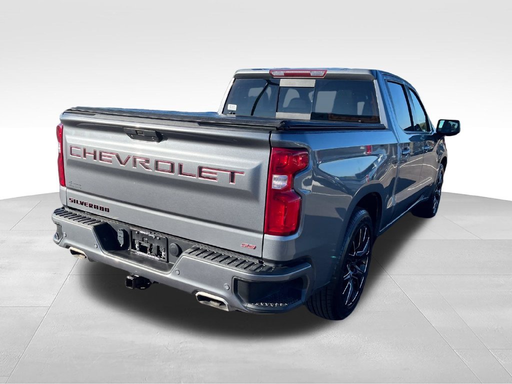 Used 2022 Gray Chevrolet High Country image 5