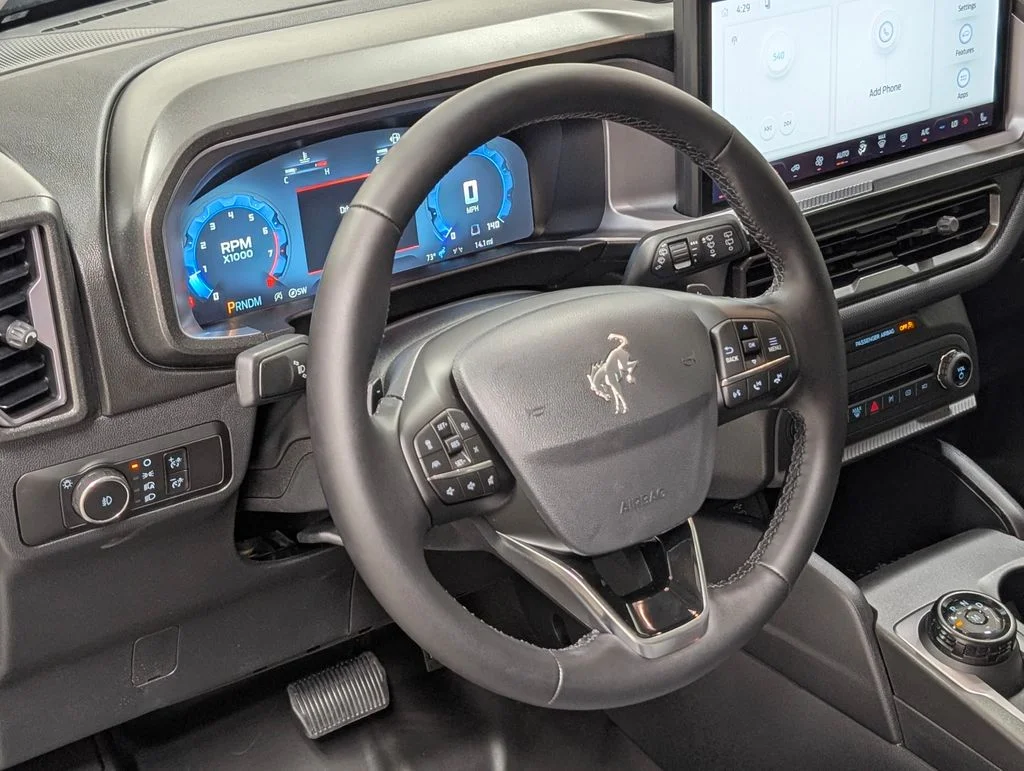 New 2026 Oxford White Ford Badlands® image 9